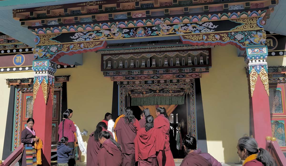 lho monastry mount-manaslu-from-shayalagaun